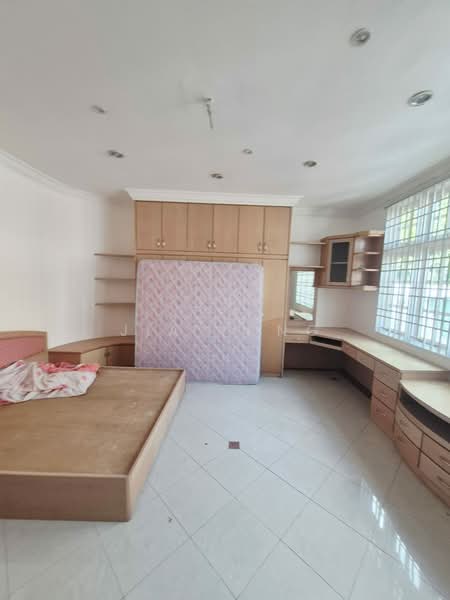 Bungalow for Rent in Bukit Jambul (Penang) - Jia Yong - Bedroom - PropertyGuru.com.my