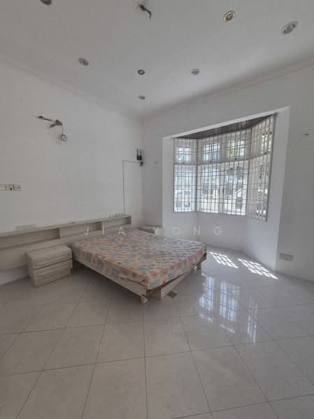 Bungalow for Rent in Bukit Jambul (Penang) - Jia Yong - Bedroom - PropertyGuru.com.my