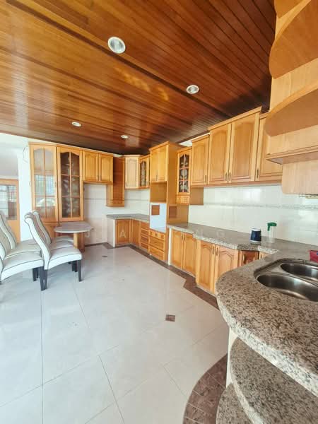 Bungalow for Rent in Bukit Jambul (Penang) - Jia Yong - Kitchen - PropertyGuru.com.my