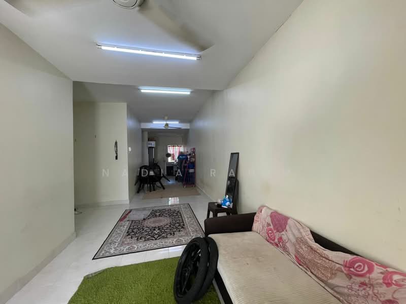 1-storey Terraced House for Sale in Bandar Baru Enstek (Bandar Enstek) - Nadia Rahim - Living Room - PropertyGuru.com.my