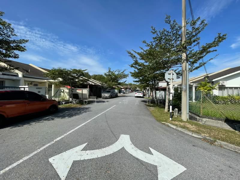 1-storey Terraced House for Sale in Bandar Baru Enstek (Bandar Enstek) - Nadia Rahim - Exterior - PropertyGuru.com.my