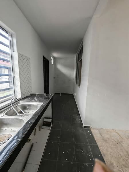 Rumah Teres 1 Tingkat untuk Dijual di Taman Desa Aman (Sungai Lalang) - Hasrul Rosli - Kitchen - PropertyGuru.com.my