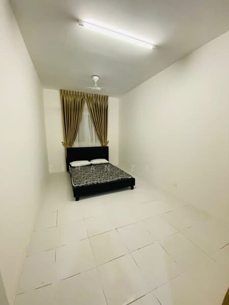 Condominium for Rent at Residensi Sateria - Zehan Zaki - Bedroom - PropertyGuru.com.my