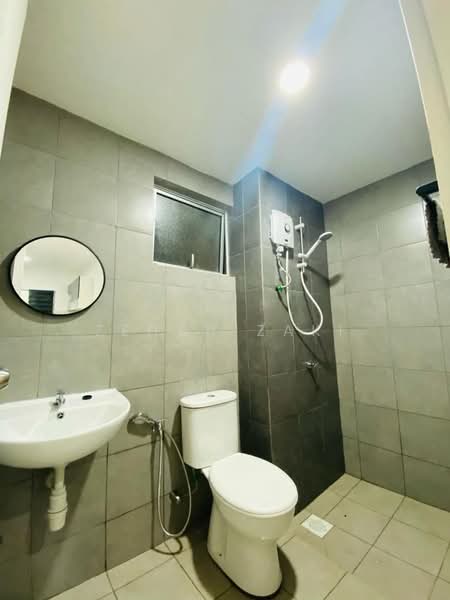 Condominium for Rent at Residensi Sateria - Zehan Zaki - Bathroom - PropertyGuru.com.my