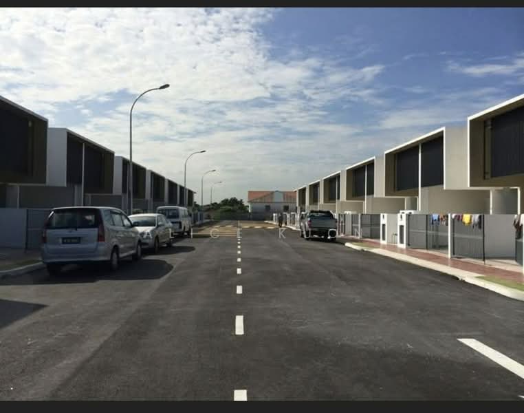 Rumah Teres 2 Tingkat untuk Dijual di Puchong (Selangor) - Alice Kuon - Exterior - PropertyGuru.com.my