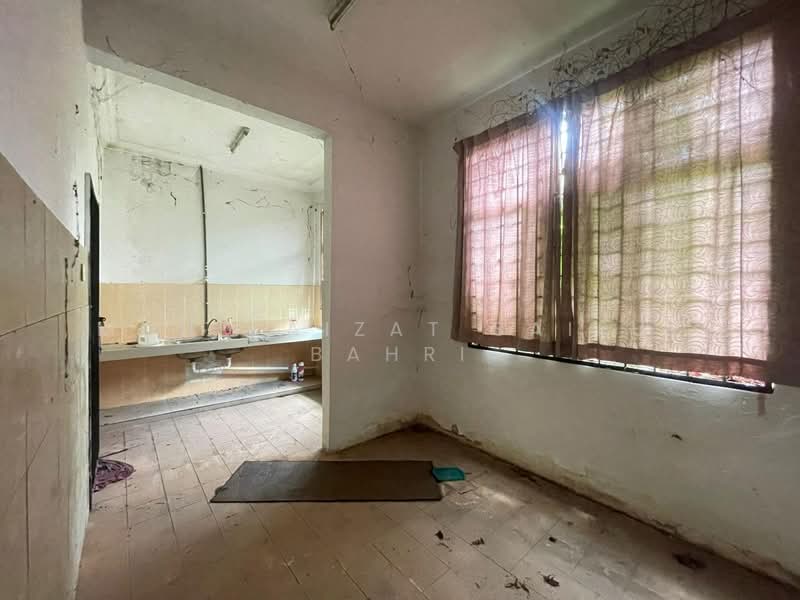 Semi-Detached House for Sale in Bandar Baru Bangi (Selangor) - Mohd Aizat Saiful Bahri - PropertyGuru.com.my