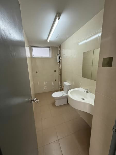Service Residence for Sale at MH Platinum Residence - Kimberly Chan - Bathroom - PropertyGuru.com.my