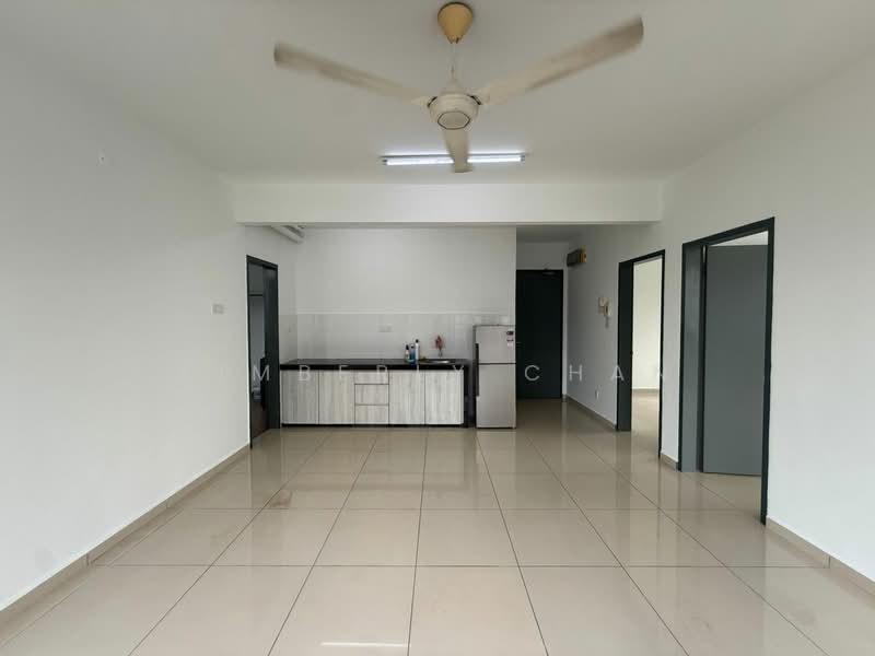 Service Residence for Sale at MH Platinum Residence - Kimberly Chan - Kitchen - PropertyGuru.com.my