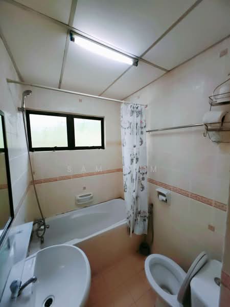 Condominium for Sale at Golf Vista Resort Homes - Sam Lam - Bathroom - PropertyGuru.com.my