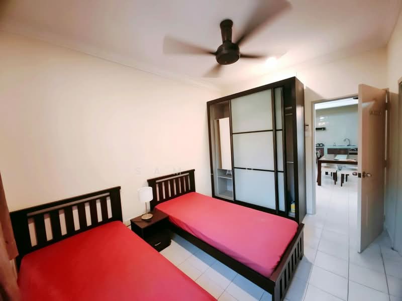 Condominium for Sale at Golf Vista Resort Homes - Sam Lam - Bedroom - PropertyGuru.com.my