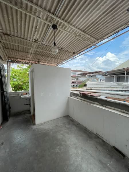 Shop for Rent in George Town (Penang) - Arissa Phuan - Exterior - PropertyGuru.com.my