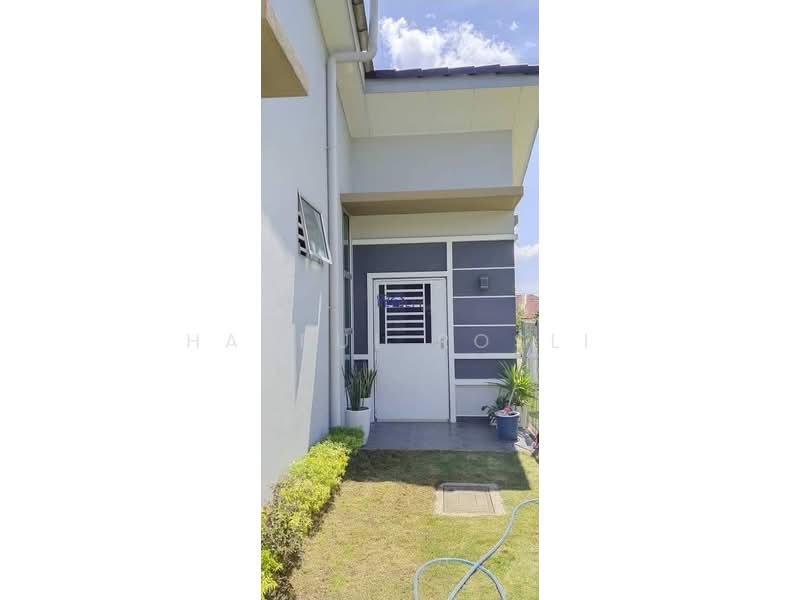 Rumah Berkembar untuk Dijual di Kulim (Kedah) - Hasrul Rosli - Exterior - PropertyGuru.com.my