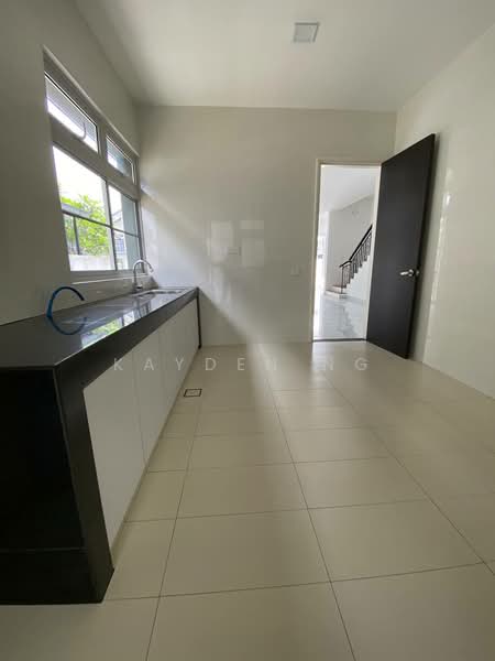 Rumah Kluster untuk Dijual di Taman Ekoflora (Johor Bahru) - Kayden Ng - Kitchen - PropertyGuru.com.my