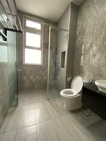 Rumah Kluster untuk Dijual di Taman Ekoflora (Johor Bahru) - Kayden Ng - Bathroom - PropertyGuru.com.my