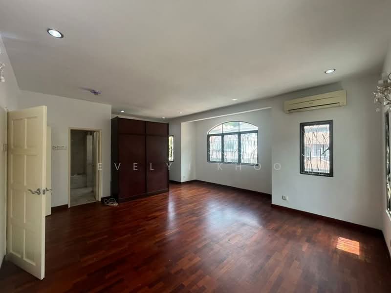 Rumah Berkembar untuk Dijual di Kota Damansara (Selangor) - Evelyn Khoo - Bedroom - PropertyGuru.com.my