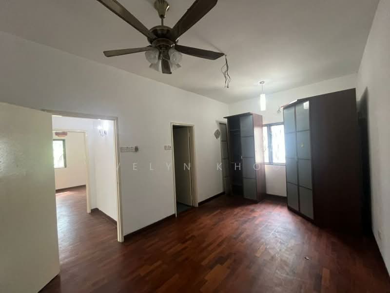 Rumah Berkembar untuk Dijual di Kota Damansara (Selangor) - Evelyn Khoo - Room - PropertyGuru.com.my
