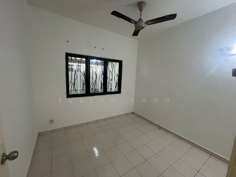 Rumah Berkembar untuk Dijual di Kota Damansara (Selangor) - Evelyn Khoo - Room - PropertyGuru.com.my