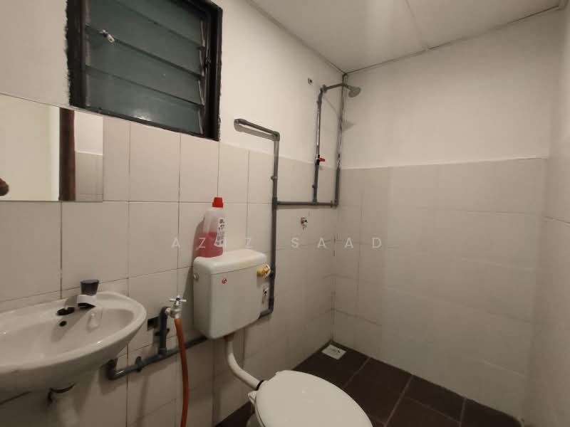 Apartment for Sale at Danau Sutera - Aziz Saad - Bathroom - PropertyGuru.com.my