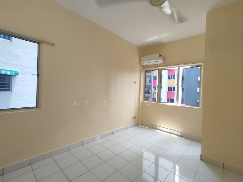 Apartment for Sale at Danau Sutera - Aziz Saad - Interior - PropertyGuru.com.my