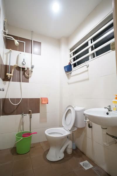 Rumah Teres 2 Tingkat untuk Dijual di Gunung Rapat (Ipoh) - Sam Lam - Bathroom - PropertyGuru.com.my