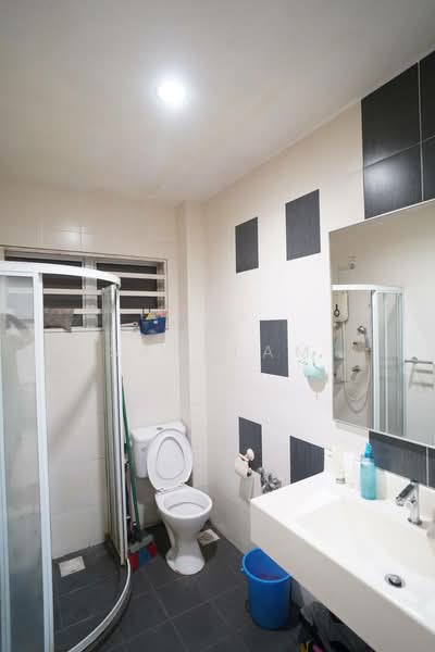 Rumah Teres 2 Tingkat untuk Dijual di Gunung Rapat (Ipoh) - Sam Lam - Bathroom - PropertyGuru.com.my