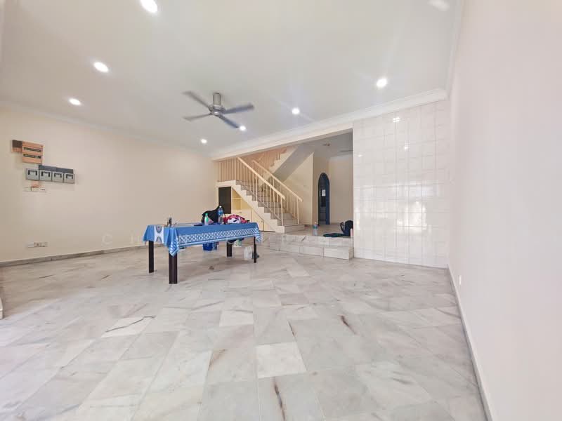 2-storey Terraced House for Sale in Taman Connaught (Cheras) - Chin Chee Meng - Living Room - PropertyGuru.com.my