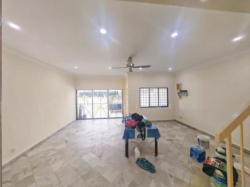 2-storey Terraced House for Sale in Taman Connaught (Cheras) - Chin Chee Meng - Living Room - PropertyGuru.com.my
