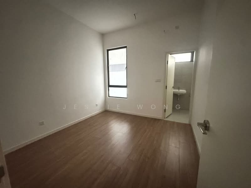 2-storey Terraced House for Sale in Kota Emerald (Rawang) - Jessie Wong - Bedroom - PropertyGuru.com.my