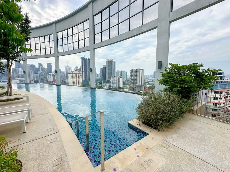 Servis Apartment untuk Disewa di The Atrium - Hafiz Shariff - Pool - PropertyGuru.com.my