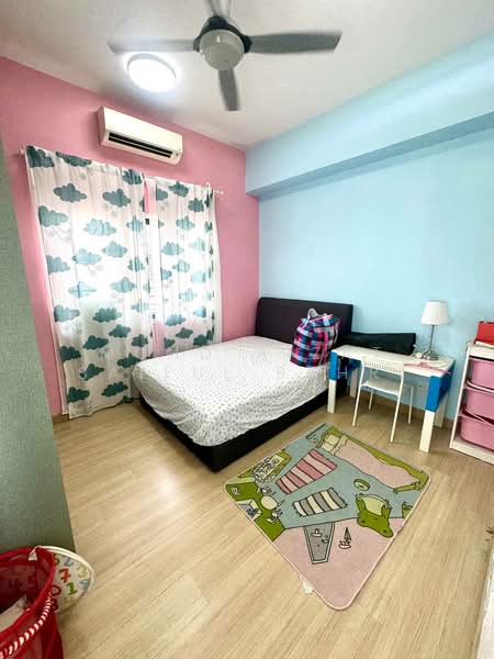 Semi-Detached House for Sale in Bandar Tasik Kesuma (Beranang) - Mohd Aizat Saiful Bahri - Bedroom - PropertyGuru.com.my