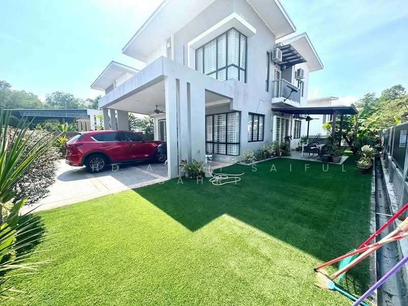 Semi-Detached House for Sale in Bandar Tasik Kesuma (Beranang) - Mohd Aizat Saiful Bahri - Exterior - PropertyGuru.com.my