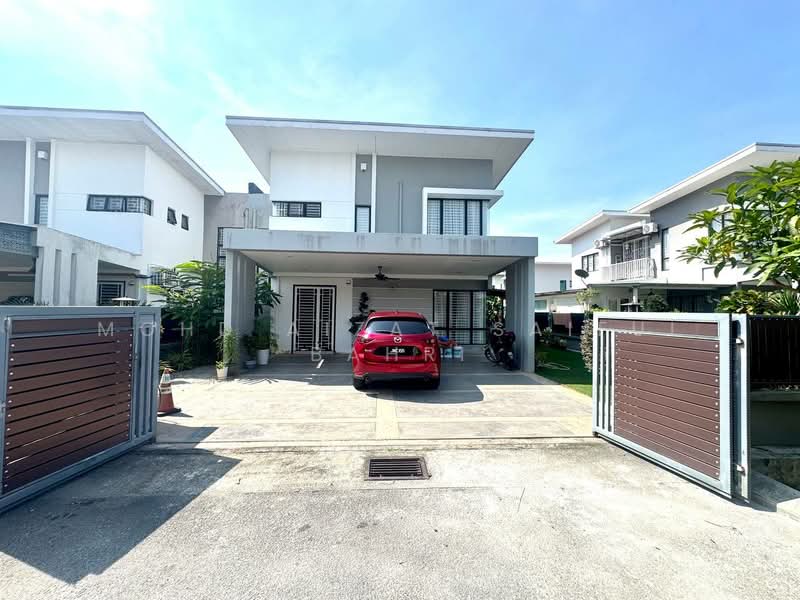 Semi-Detached House for Sale in Bandar Tasik Kesuma (Beranang) - Mohd Aizat Saiful Bahri - Exterior - PropertyGuru.com.my