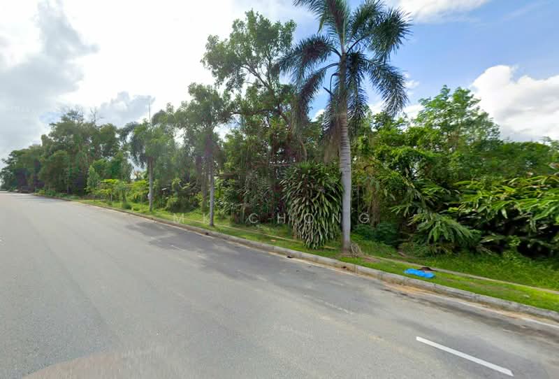 Commercial Land for Sale in Senai (Johor) - MK Chong - Exterior - PropertyGuru.com.my
