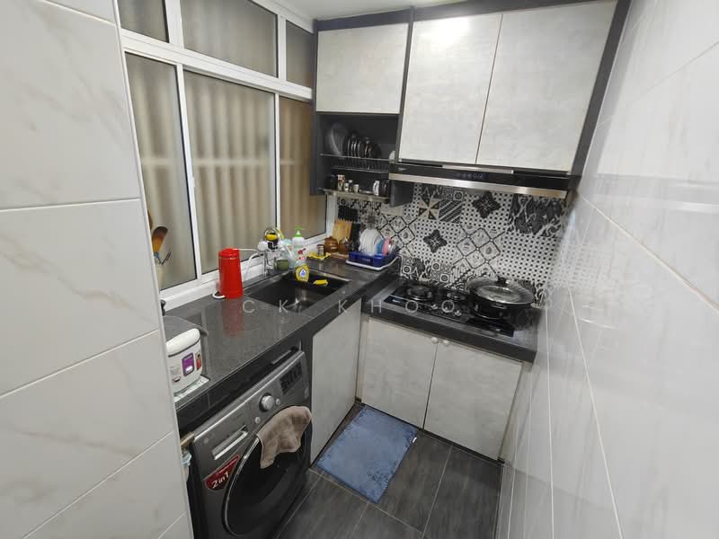 Condominium for Sale at 1120 Park Avenue - CK Khoo - Kitchen - PropertyGuru.com.my