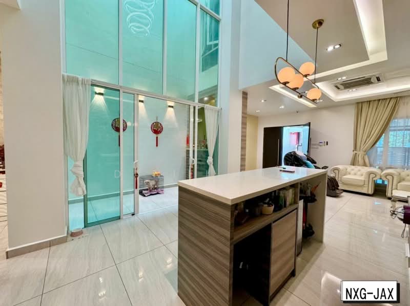 Rumah Teres 2.5 Tingkat untuk Dijual di Bandar Bukit Raja (Klang) - Daniel Kok - Living Room - PropertyGuru.com.my