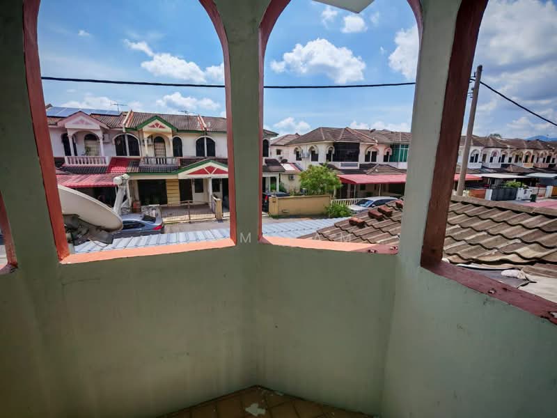 Rumah Teres 2 Tingkat untuk Dijual di Taman Song Choon (Ipoh) - Sam Lam - Exterior - PropertyGuru.com.my
