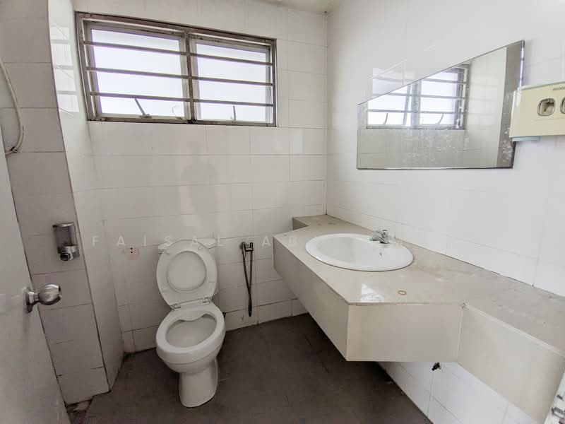 Condominium for Sale at Symphony Heights (Simfoni Heights) - Faisal Abu Omar - Bathroom - PropertyGuru.com.my