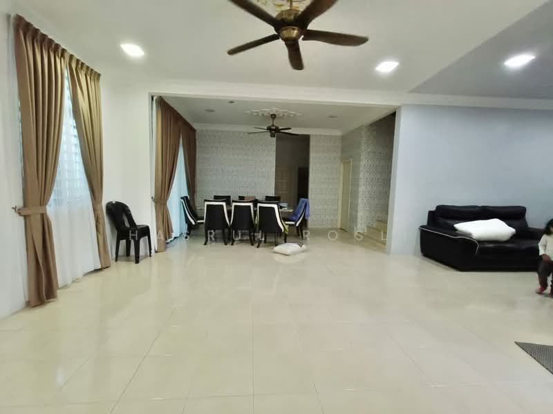 Semi-Detached House for Sale in Ambangan Heights (Sungai Petani) - Hasrul Rosli - Living Room - PropertyGuru.com.my