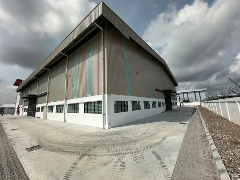 Factory for Rent in Taman Industri Alam Jaya (Puncak Alam) - CW Kong - Exterior - PropertyGuru.com.my