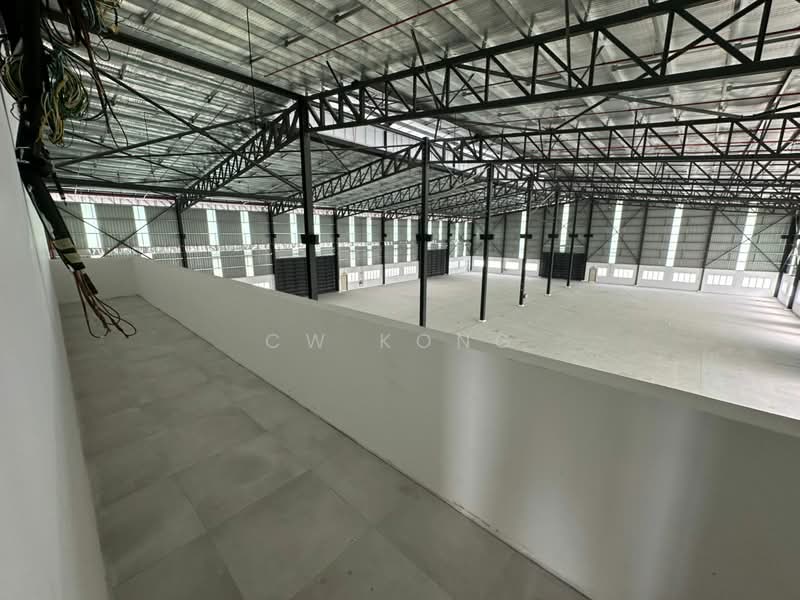 Factory for Rent in Taman Industri Alam Jaya (Puncak Alam) - CW Kong - Interior - PropertyGuru.com.my