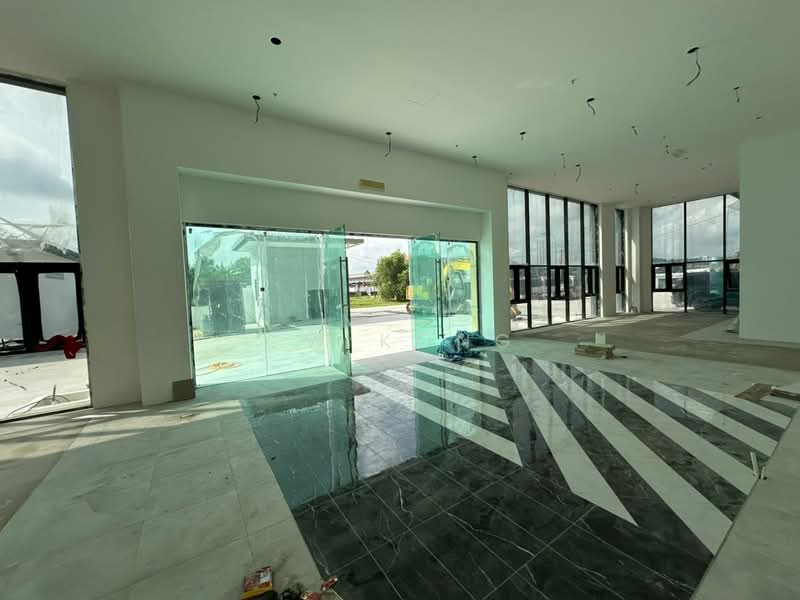 Factory for Rent in Taman Industri Alam Jaya (Puncak Alam) - CW Kong - Entrance - PropertyGuru.com.my