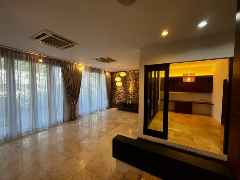 Rumah Teres 2.5-Tingkat untuk Dijual di Sierramas West (Sungai Buloh) - Joseph Ee - Living Room - PropertyGuru.com.my