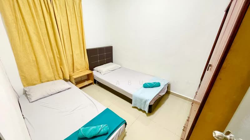 Pangsapuri untuk Dijual di Lumayan Apartment (Bdr Tasik Permaisuri) - Faisal Abu Omar - Bedroom - PropertyGuru.com.my