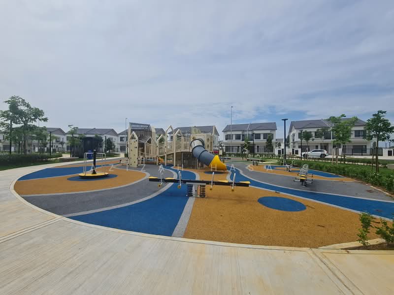 Semi-Detached House for Sale in Cyber 10 (Cyberjaya) - Azizah Hasan - Exterior - PropertyGuru.com.my