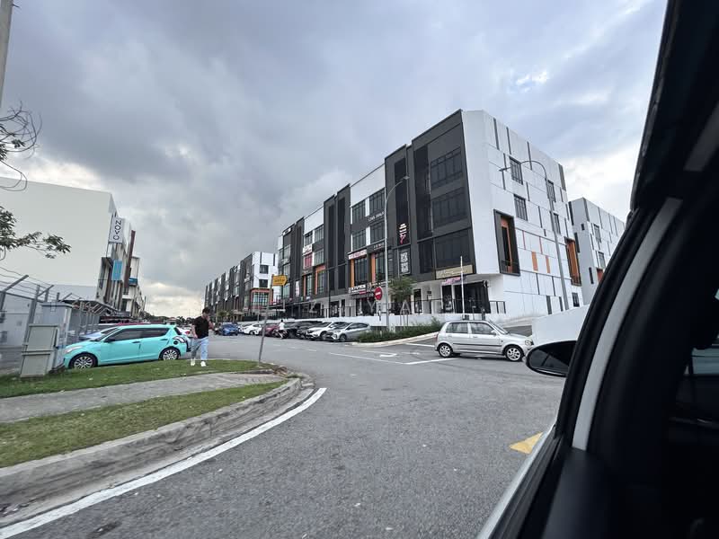 Kedai / Pejabat untuk Dijual di Taman Pelangi (Johor Bahru) - Liz Yap - Exterior - PropertyGuru.com.my