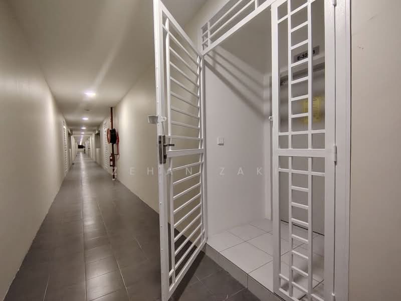 Condominium for Rent at Residensi Sateria - Zehan Zaki - Corridor - PropertyGuru.com.my