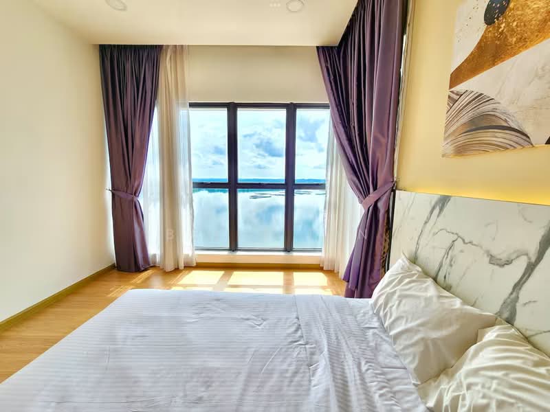 Kondominium untuk Dijual di Lovell @ Country Garden Danga Bay - Bella Tan - Bedroom - PropertyGuru.com.my