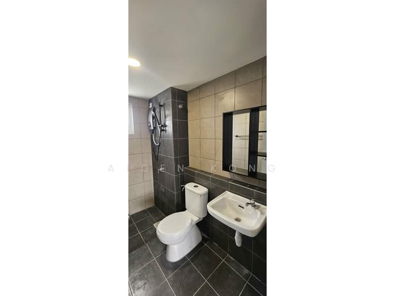 Kondominium untuk Disewa di Residensi Dutamas Dahlia - Aiden Kong - Bathroom - PropertyGuru.com.my