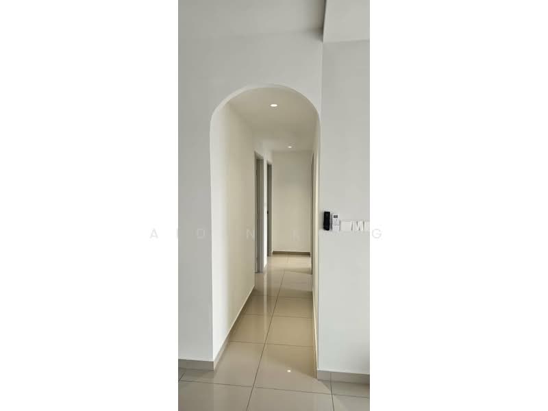 Kondominium untuk Disewa di Residensi Dutamas Dahlia - Aiden Kong - Corridor - PropertyGuru.com.my