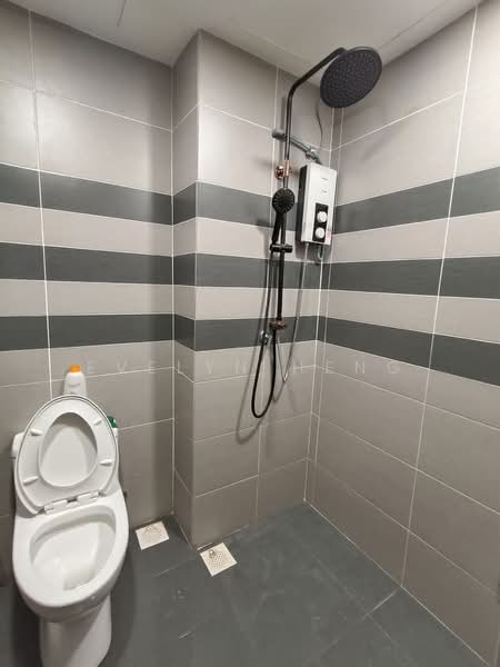 Servis Apartment untuk Disewa di G Residence - Evelyn Heng - Bathroom - PropertyGuru.com.my